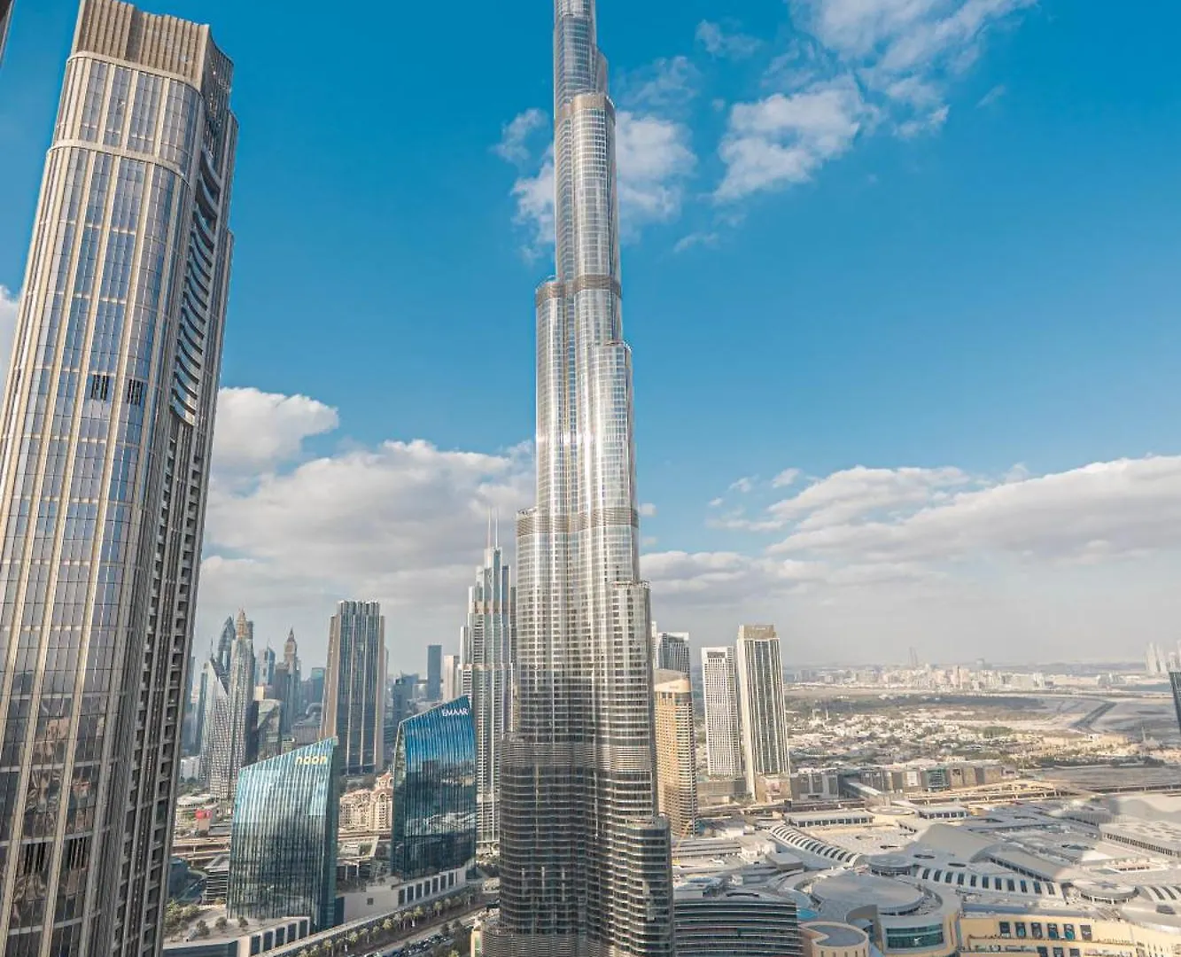 Venetian - Chill In 2Br Insane Burj Views & Luxe Massage Chair Dubai United Arab Emirates