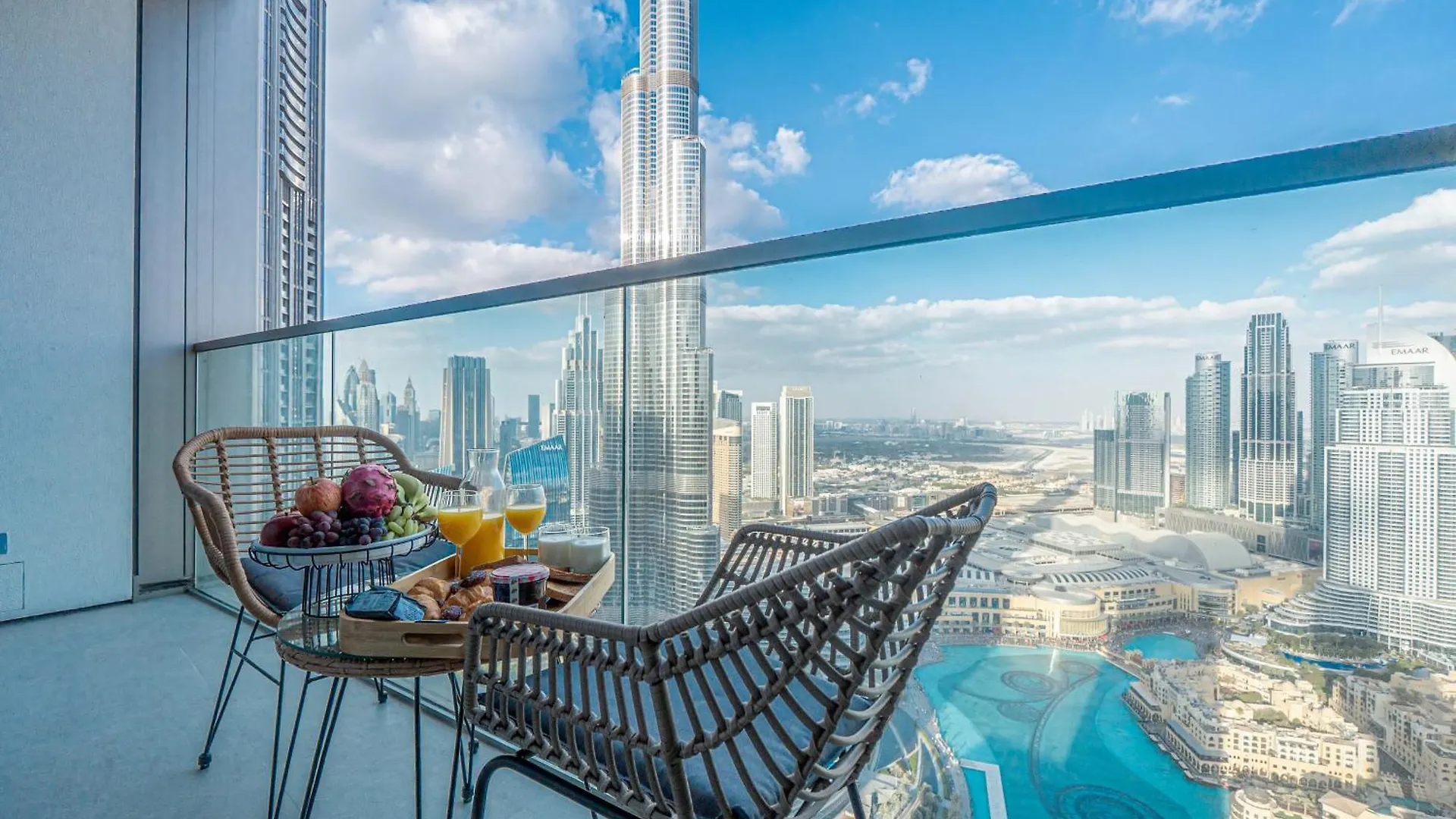Venetian - Chill In 2Br Insane Burj Views & Luxe Massage Chair Dubai United Arab Emirates