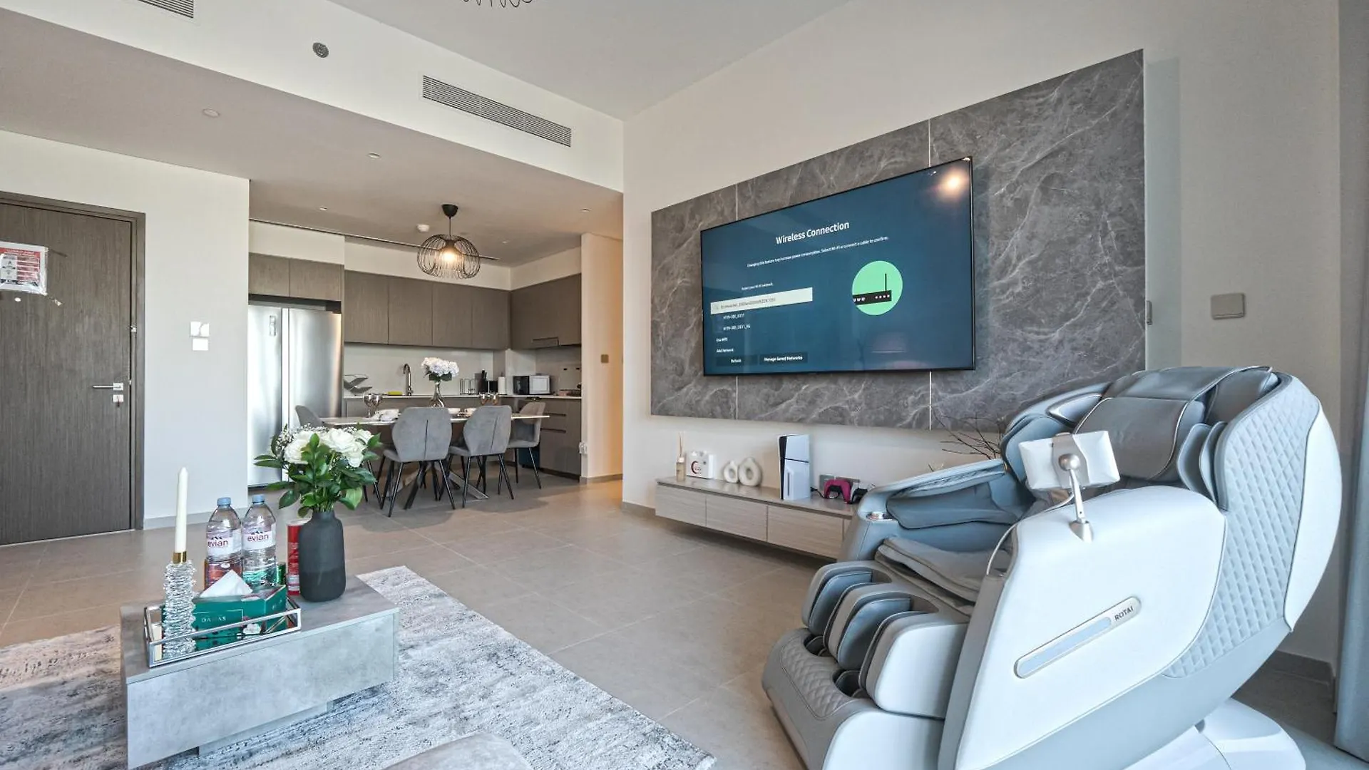 Venetian - Chill In 2Br Insane Burj Views & Luxe Massage Chair Dubai
