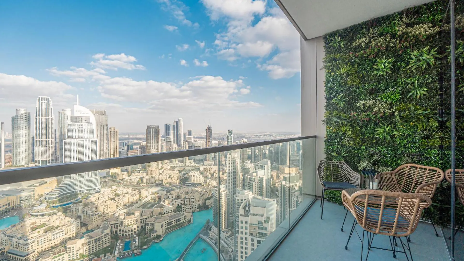 Venetian - Chill In 2Br Insane Burj Views & Luxe Massage Chair Dubai 0*,